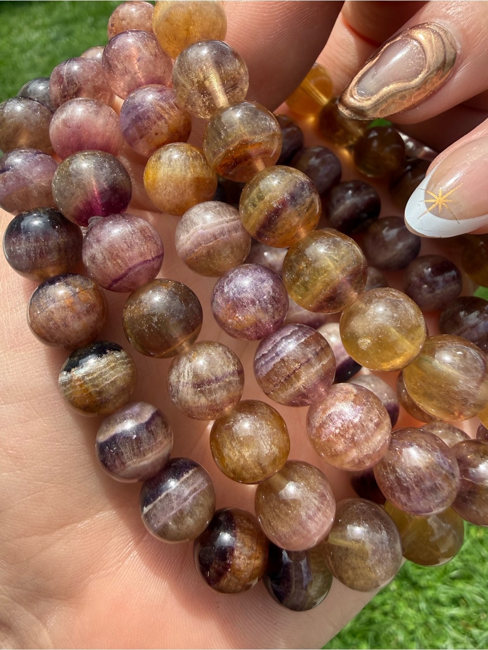 (1) Candy Fluorite Thousand Layer Stretch Bracelet - Picture 4 of 4